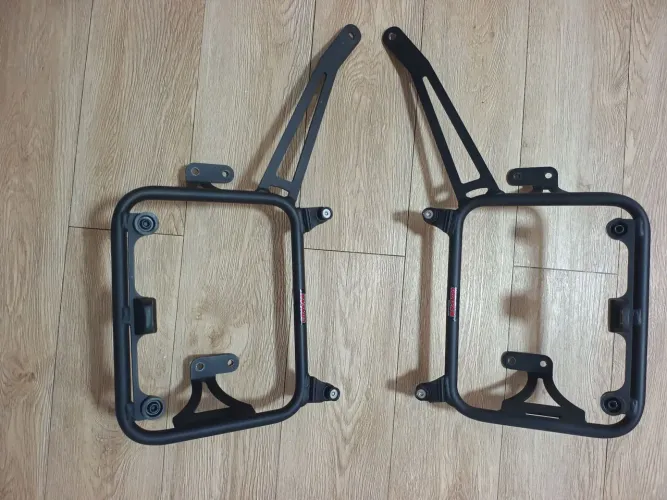 Suporte para baú lateral vstrom 1000
