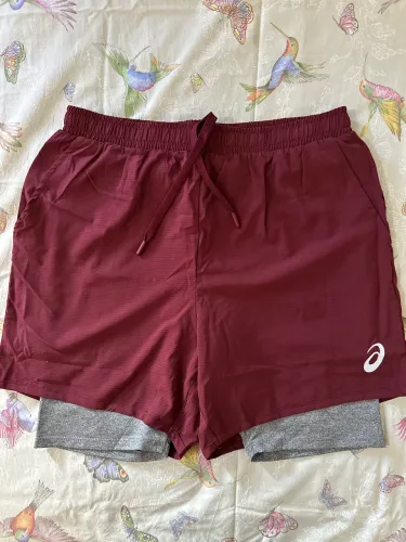 Short Asics