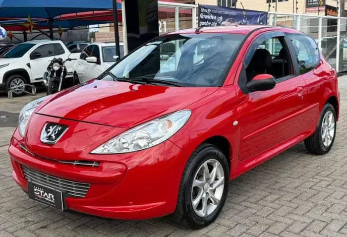Peugeot 207 XR 1.4 Flex 8V 3P 2013