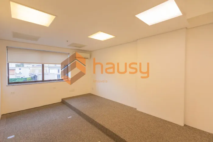 OPORTUNIDADE IMPERDÍVEL! SALA COMERCIAL COM 2 AMBIENTES E AR-CONDICIONADO!