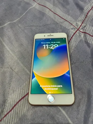 iPhone 8 Plus
