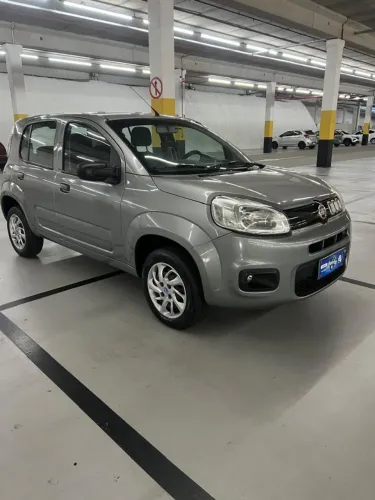 Fiat Uno Attractive 1.0 EVO Fire Flex 8V 5P 2015