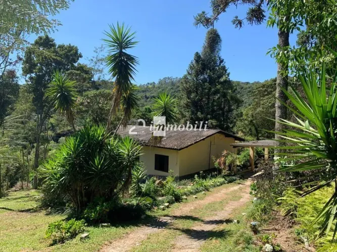 Sítio à venda em Cotia, Cachoeira, com 4 quartos, com 30831 m²