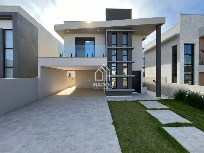 Sobrado à Venda em condominio no Jardim Carvalho, Ponta Grossa - PR