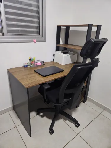 Mesa/escrivaninha 