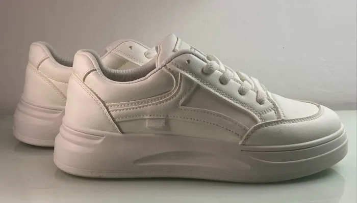 Tênis branco streetwear/Y2k de plataforma, tamanho 36