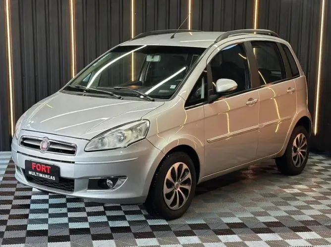 Fiat Idea Attractive 1.4 Fire Flex 8V 5P 2014