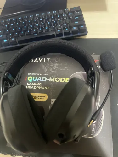 Headset Fuxi H3 comprado ha 3 meses