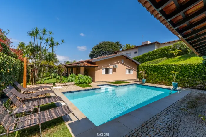 Casa no condomínio Condomínio Parque das Laranjeiras para venda com 3 quartos, sendo 1 suí