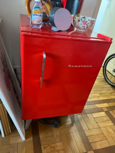Frigobar Brastemp Retrô de 76 Litros