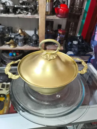 Sopeira antiga em estanho