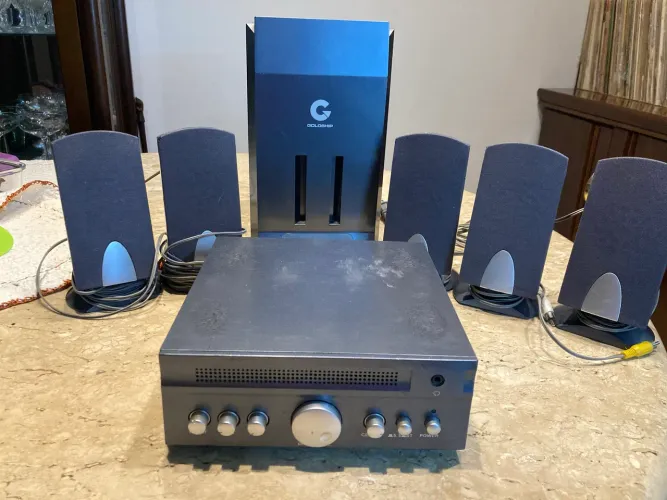 Home Theater 5.1 com sub e caixas , leia a descrição 