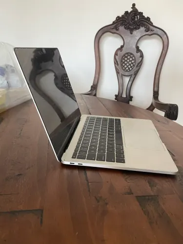 MacBook Pro 13 