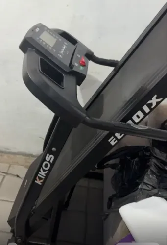 Esteira Kikos E800IX usada 550,00 ler a descrição