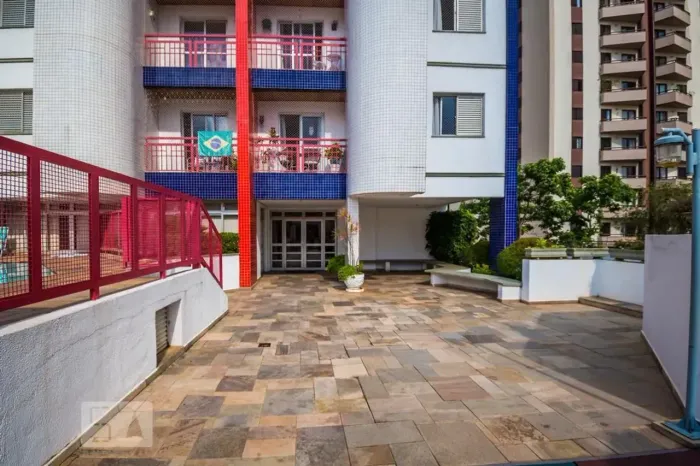 Apartamento à venda no Condomínio Edifício Ilha Di Capri na Vila Industrial - Campinas - S