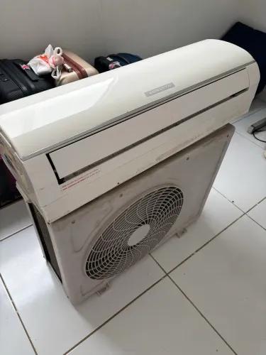 Central de ar 9 mil Btu agratto 
