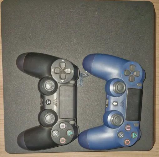 PlayStation 4 Modelo CUH-2214B 