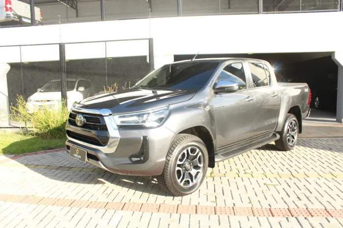 Toyota Hilux CD SRX 4X4 2.8 TDI 16V Diesel Aut. 2021