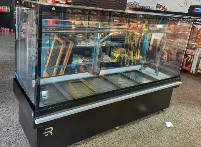 EXPOSITOR AÇOUGUE 2 METROS AR FORÇADO