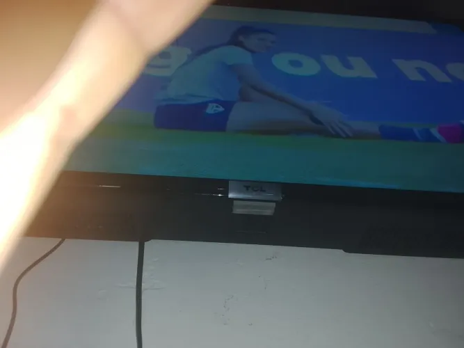 Tcl 32 ótimo estado com controle !Entrego!