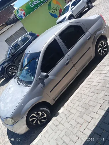 Renault Logan Authentique Hi-flex 1.0 16V 4P 2010