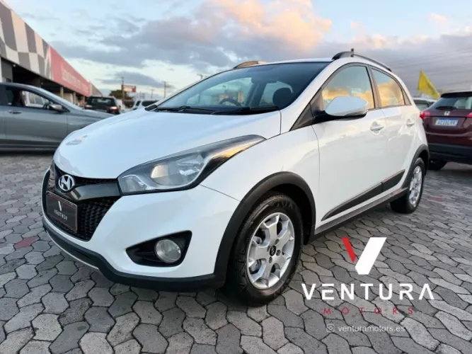 Hyundai HB20X Style 1.6 Flex 16V Aut. 2015