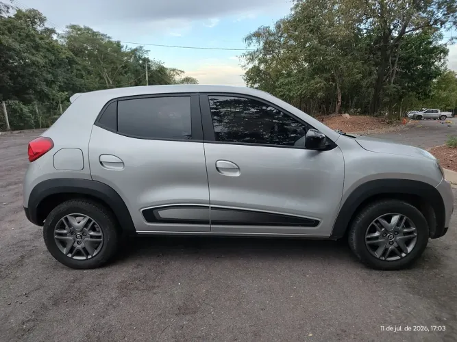 Renault Kwid Intense 1.0 Flex 12V 5P Mec. 2021