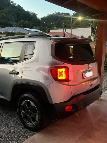 Jeep Renegade 1.8 4X2 Flex 16V Aut. 2021