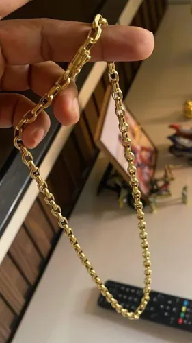 Vendo corda de ouro modelo cadeado 22 gramas valor da grama 600 nova sem uso