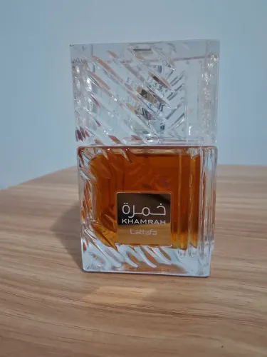 Perfume Khamrah Lattafa