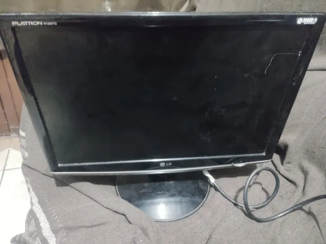 Monitor LG 19