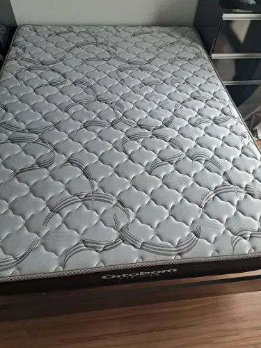 Vendo colchão da ortobom