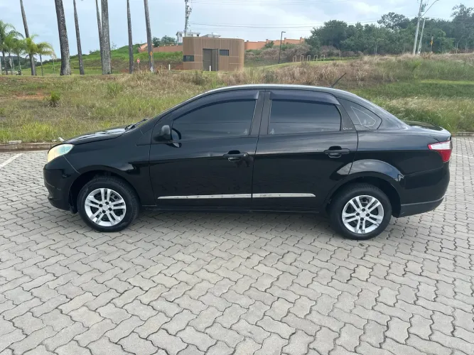 Fiat Grand Siena Attractive 1.0 Flex 8V 4P 2020