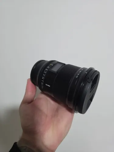 Lente Viltrox 16mm 1.8 Sony Zerada
