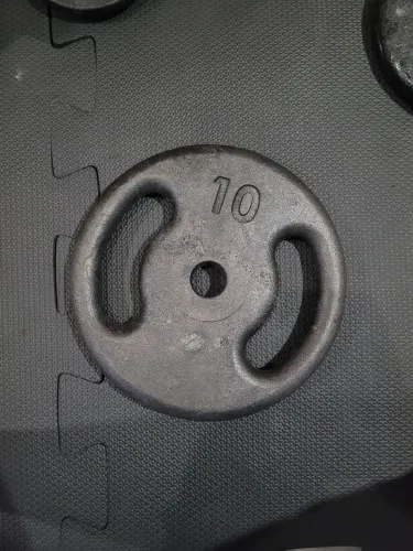 Anilha 10 kg - aceito troca