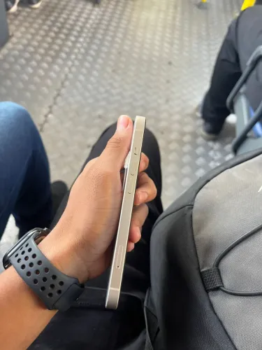 iPhone 13 perfeito estado