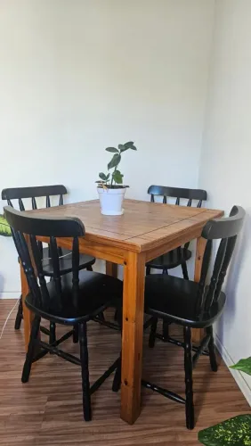 Mesa de Madeira 80x80 cm + 4 Cadeiras | Mesa Desmontável