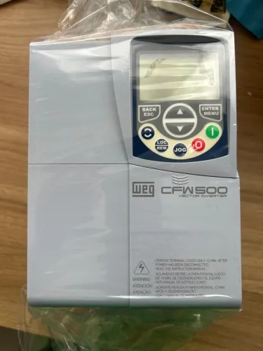 Inversor de frequência CFW500, 24a 220v