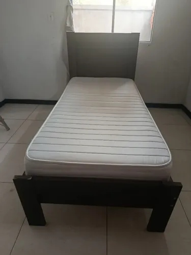 Cama com colchão