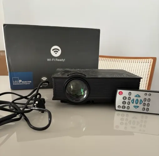 mini projetor led unic