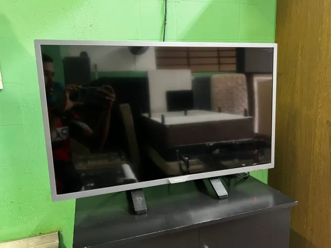 Vendo tv lcd 32 polegadas Philips