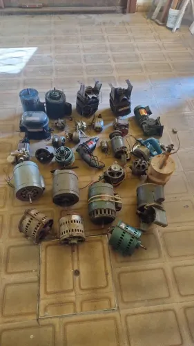 Motores elétricos variados 