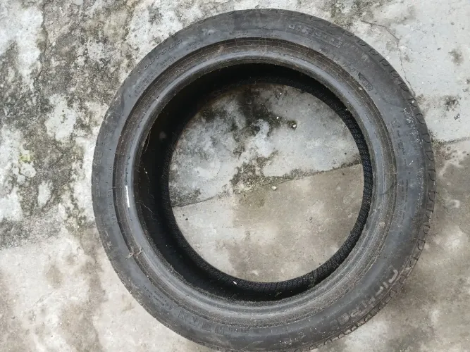 Pneu pirelli