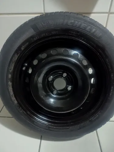 Pneu com a jante SEMINOVO Michelin Primacy 4 - 185/60 - Aro 15