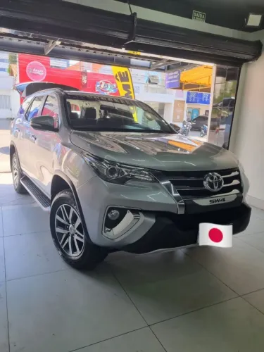 Toyota Hilux SW4 SRX 4X4 2.8 TDI 16V Dies. Aut. 2017