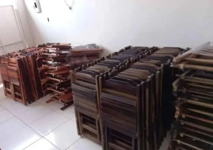 Mesas cadeiras dobrável rústico 70/70 com 4 cadeiras