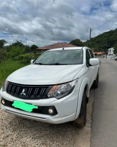 Mitsubishi L200 Triton Sport GL 2.4 Diesel 2023