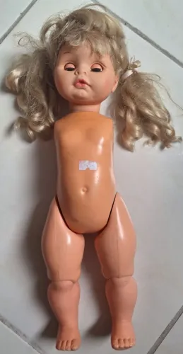 Tronco e cabeça da boneca Tippy da Estrela, ano 1970