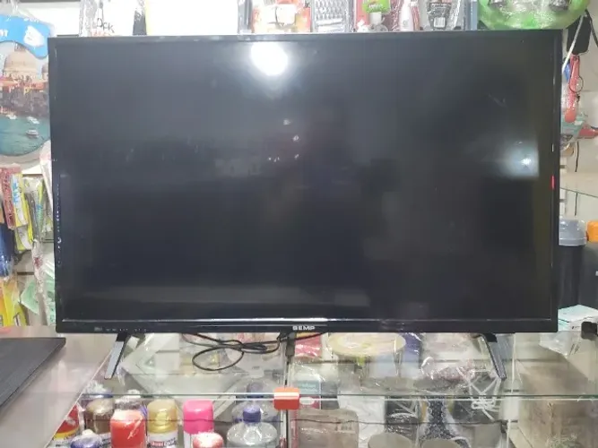 Tv led Semp 32 polegadas Modelo DL3945I