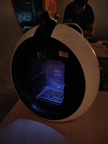 (DESAPEGO) Cafeteira Nescafé Dolce Gusto cápsulas 220V
